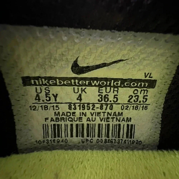 NIKE JR MERCURIAL VAPOR SOCCER SHOES | SIZE: 4.5 - Picture 13 of 14